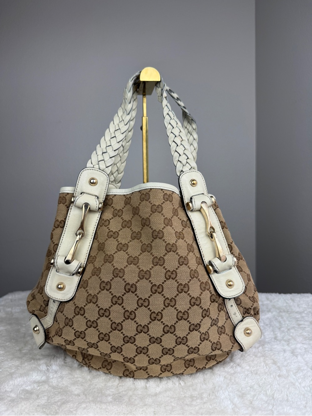 Gucci Pelham hobo Beige GG Canvas Braided-Handle Shoulder Bag